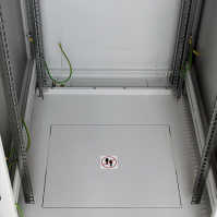 19"-Serverschrank/Netzwerkschrank RMA von TRITON - 15 HE - BxT 600 x 800 mm - lichtgrau