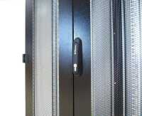 IS-1 Serverrack von SCHÄFER - perforierte, geteilte Doppeltüren - 43 HE - o. Seitenwände - 800x1200 mm - schwarz