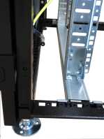 IS-1 Serverrack von SCHÄFER - perforierte, geteilte Doppeltüren - 43 HE - o. Seitenwände - 800x1200 mm - schwarz