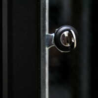 Schallgedämmter Serverschrank SILENCE RACK - 33 HE - 2 SILENT-Lüfter - 600 x 800 mm - Glastür - Vollblechrückwand - schwarz