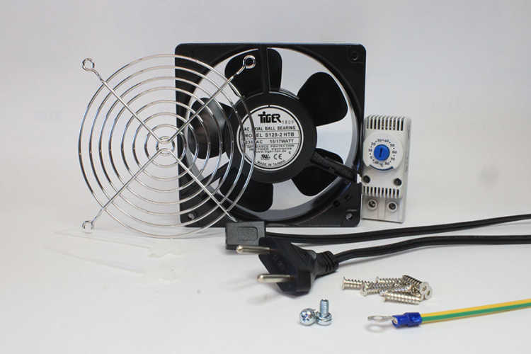 Komplettset Netzwerkschranklüfter - 1 Ventilator, Schutzgitter, Leitungen, Thermostat, Schrauben - SILENCE