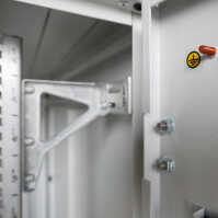 19"-Netzwerkschrank SZB IT - 42 HE - 800 x 800 mm - Sichttür - perforierte Rücktür - schwarz