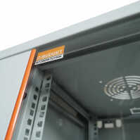 19"-Netzwerkschrank SWA - 4 HE - BxT 570 x 350 mm - Sichttür - Seiten abnehmbar - Wand- + Standmontage - Zubehör-Set - lichtgrau