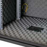 Schallgedämmter 19"-Schrank SILENCE RACK Office - 12 HE - 1 SILENT-Lüfter - BxT 600x600 mm - Vollblechfronttür - Rückwand - schwarz