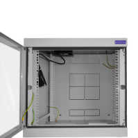 19"-Wand-Netzwerkschrank RESISTER aktiv - erhöhter Staubschutz - 6 HE - 450 mm Tiefe - Vollblechtür - Lüfter - lichtgrau
