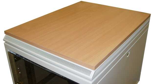 Deko-Holzplatte "Buche" für TCS-Tabletladewagen im Dachmaß 595 x 695 mm