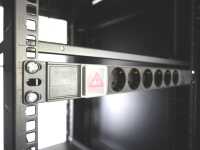 19"-Netzwerkschrank SRK von IT-BUDGET - Komplettset - 42 HE - BxT 600x800 mm - perforierte Doppeltüren vo + hi - 4 Aktiv-Lüfter - Flatpack - schwarz