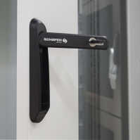 Schallgedämmter Serverschrank SCHÄFER IS-1 silenced - 43 HE - BxT 800x1200 mm - Sichttür - Vollblechtür - Sockel - 4 Silent-Ventilatoren - lichtgrau
