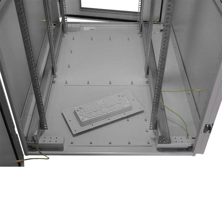 19"-Serverschrank RIE von TRITON mit REMKO Split-Kühlgerät - Kühlleistung 2600 W - Schutzgrad IP54 - 37 HE - BxT 800 x 1100 mm - Sichttür - Rücktür - lichtgrau