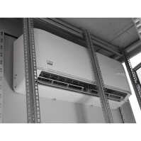 19"-Serverschrank RIE von TRITON mit REMKO Split-Kühlgerät - Kühlleistung 2600 W - Schutzgrad IP54 - 32 HE - BxT 800 x 1100 mm - Sichttür - Rücktür - lichtgrau
